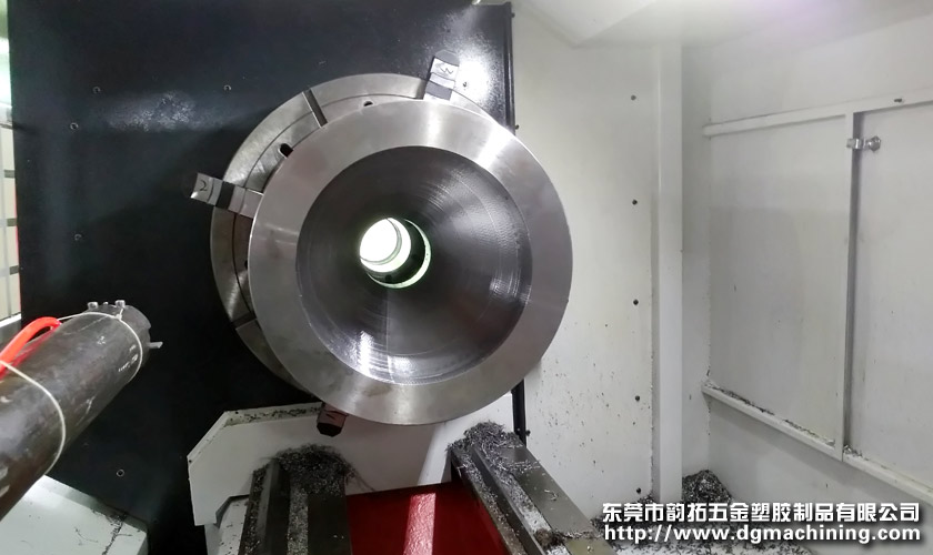 非標(biāo)直徑650mm大型輥筒機械加工